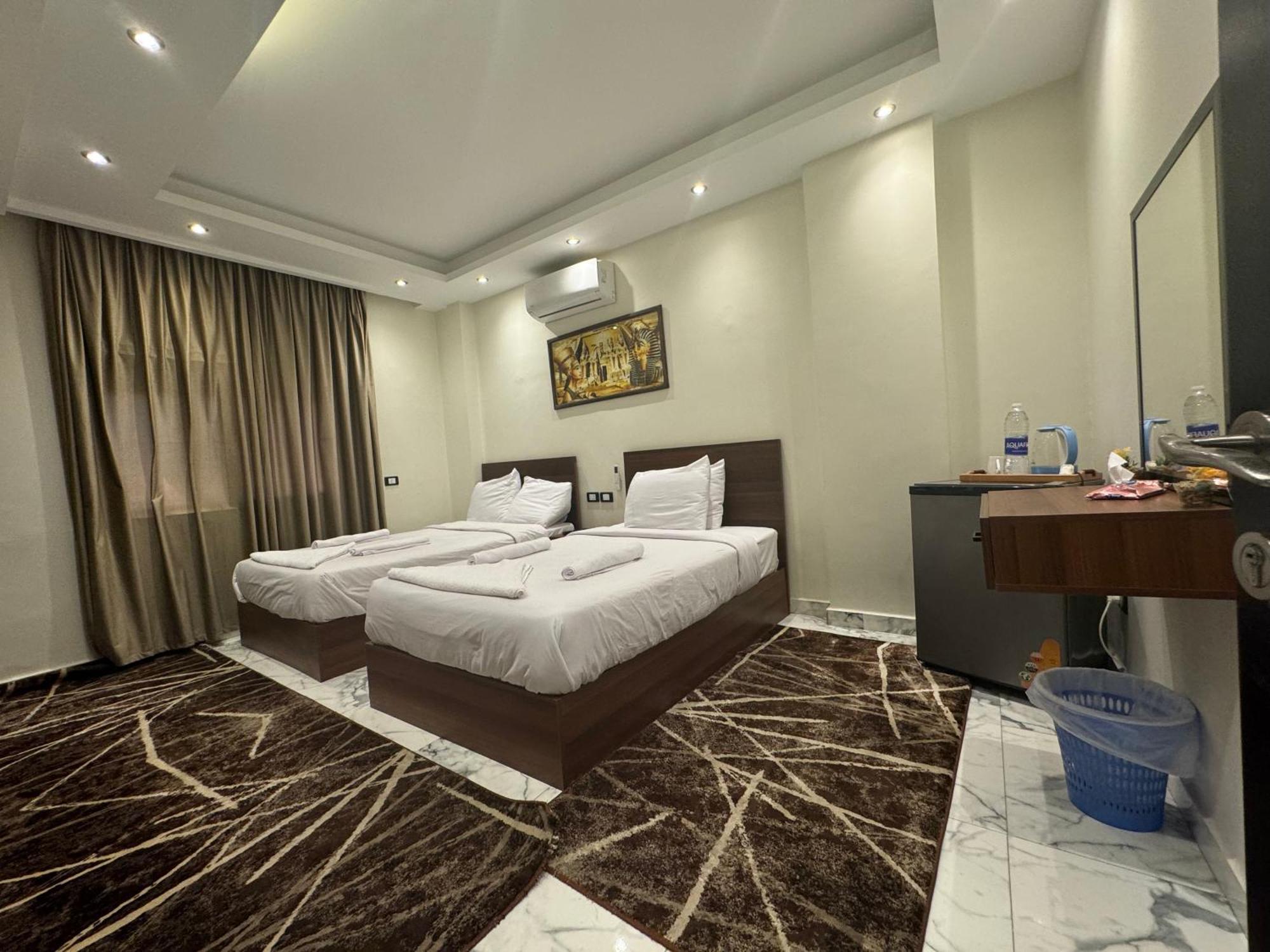 Unique Pyramids Boutique Inn Kafret el-Gabal Zewnętrze zdjęcie