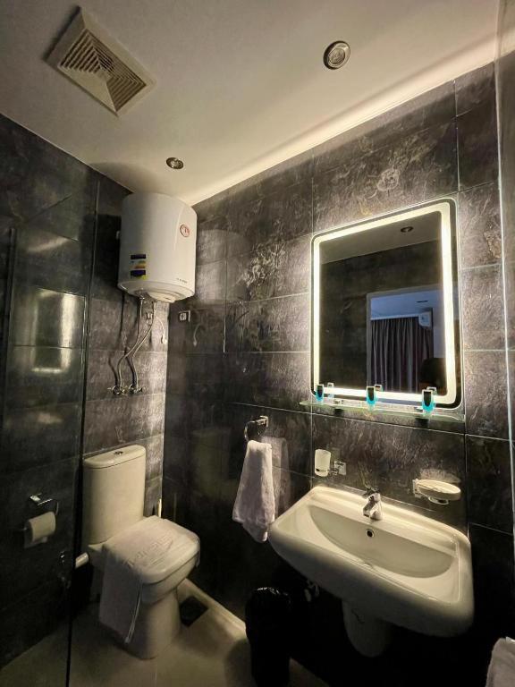 Unique Pyramids Boutique Inn Kafret el-Gabal Zewnętrze zdjęcie